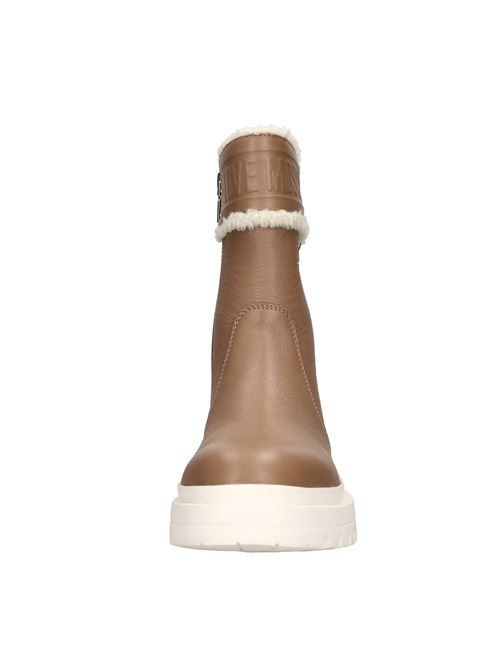 Scarponcini in pelle ed ecopelliccia LOVE MOSCHINO | JA24245G0LIC620AMARRONE